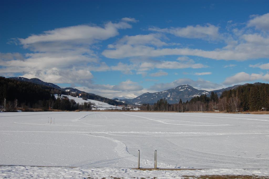 Готель Gasthof Knappenwirt Mariahof Екстер'єр фото